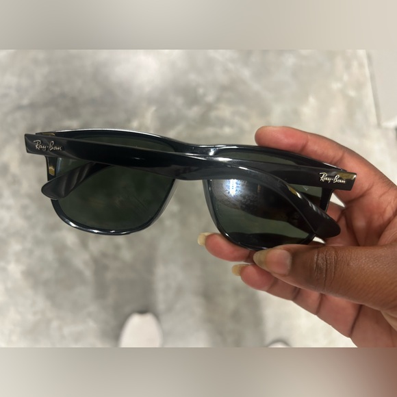 Ray Ban ORIGINAL WAYFARER CLASSIC Sunglasses - Picture 2 of 2